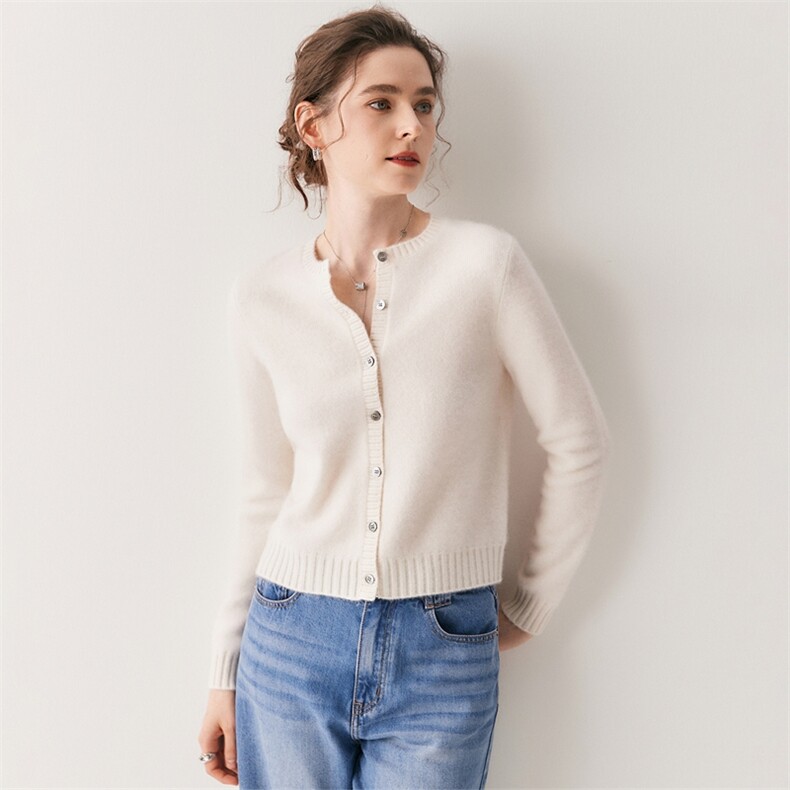 2025年秋季新款圆领加厚针织开衫时尚休闲通勤百搭，女装羊绒衫，绒创羊绒