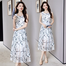 无袖背心裙女夏2024新款气质厅里厅气新中式国风清冷感水墨连衣裙，女装连衣裙，火爆靓佳人
