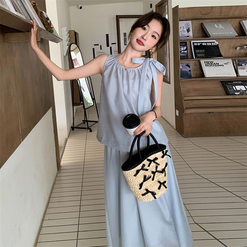浅蓝色甜美休闲轻薄套装裙女2025新款气质蝴蝶结上衣半身裙两件套图片