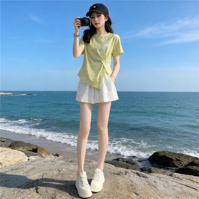 欧韩时尚潮流套装女夏新款圆领印花侧开叉短袖上衣蕾丝短裤两件套,女装套装/套裙,江南