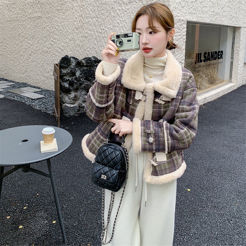 2025冬季新款韩系格纹羊羔毛外套女,女装皮草,维一诺
