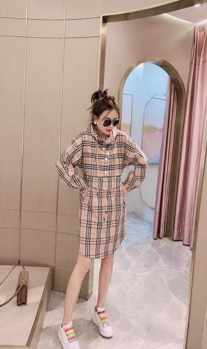 2021春装格子带帽连衣裙，女装连衣裙，莫妮菲