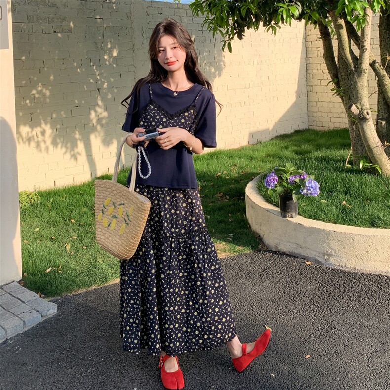 设计感假两件碎花吊带短袖T恤半身裙长裙2025夏季新款套装时尚女,女装套装/套裙,秋水欣儿