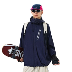 藏青色