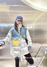 【现货】设计师款拼接羽绒服，女装羽绒服，色调轩