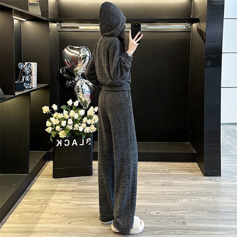 春新款女灰色条纹连帽开衫卫衣直筒裤两件套,女装套装/套裙,江南