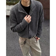灰色