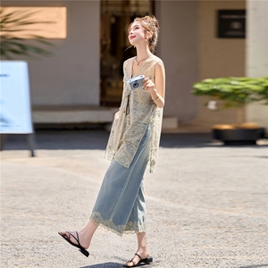 高级感蕾丝罩衫牛仔裤套装女2025新款夏季穿搭流行爆款气质一整套图片