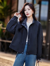 高级感格子拼接抽绳立领短款夹克外套女2025秋季宽松时尚洋气上衣，女装短外套，靓衣阁