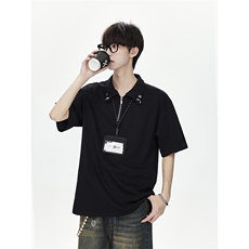 黑色