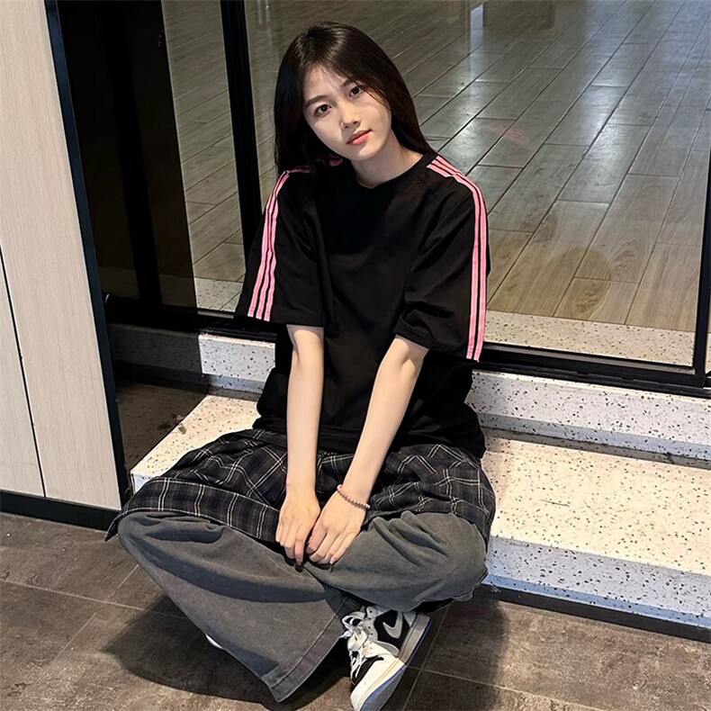 抖音得物品质二开240克宽松纯棉美式潮牌印花三条杠中性风短袖T恤,男装T恤,电商A486