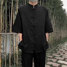 黑色