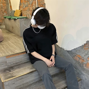 抖音得物高品质二开240克宽松纯棉美式潮牌三条杠织带短袖T恤图片