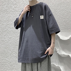 灰色