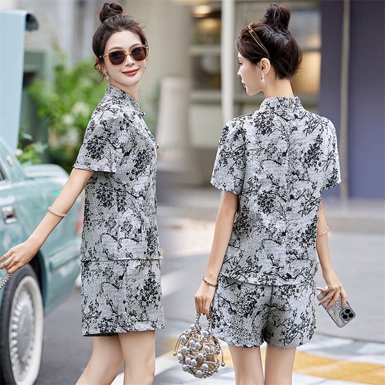 新中式国风提花套装女2025春夏新款小个子时尚短袖上衣短裤两件套,女装套装/套裙,欣贝拉
