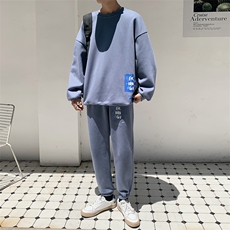 蓝色