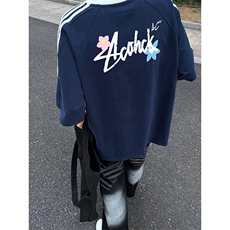 藏青色