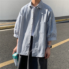 蓝色