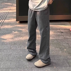 深灰色