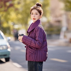 2025年冬季毛线大翻领90白鸭绒轻薄羽绒服外套，女装羽绒服，简韵佳