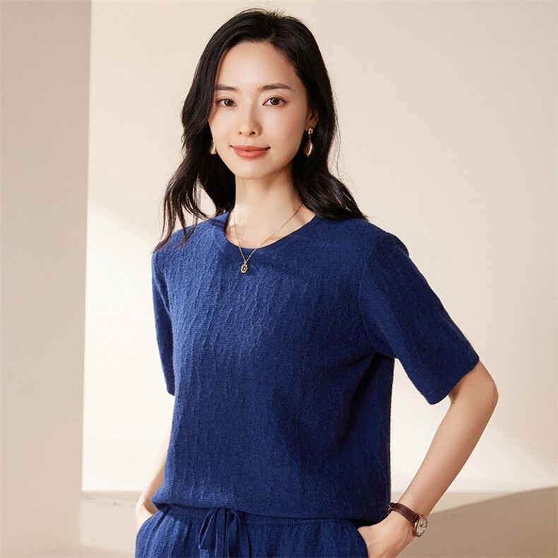 2025春秋新款羊绒衫女100纯山羊绒轻奢高端减龄通勤纯色针织衫，女装T恤，绒歆坊