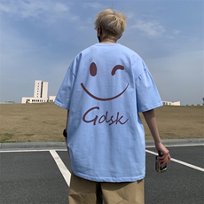 天蓝色