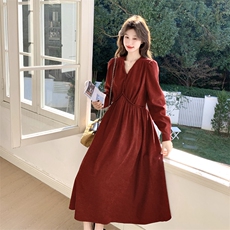 新品2C273-1102-P145-K238红色灯芯绒V领气质连衣裙，女装连衣裙，2C273