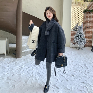 轻奢老钱风灰色毛呢大衣女冬季气质宽松中长款羽绒服羊毛外套图片