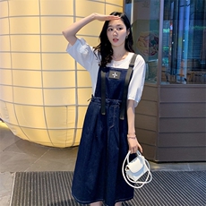 背带裙女2022年夏季新款圆领短袖中长款两件套裙子时尚十字架套装，女装连衣裙，梦懿尔