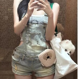 美式复古做旧辣妹破洞牛仔背带短裤女夏2025新款设计感小个子裤子图片