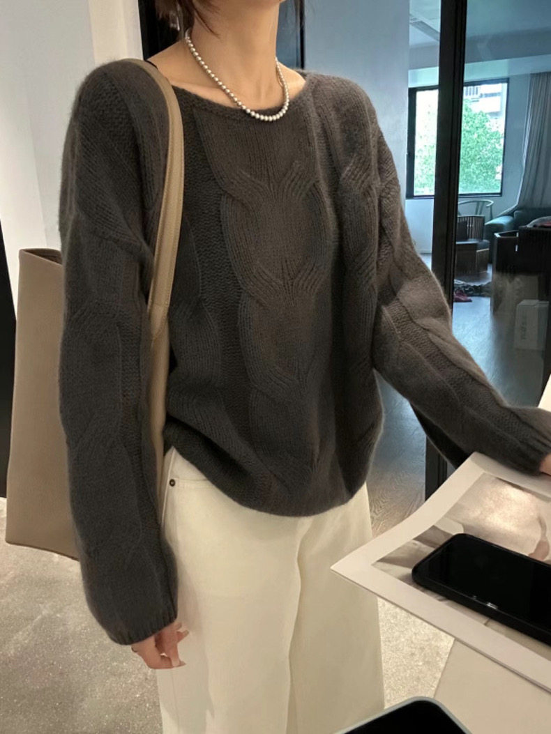 时尚百搭女士羊毛衫简约立体绞花设计羊毛温暖舒适,女装羊毛衫,思途羊绒