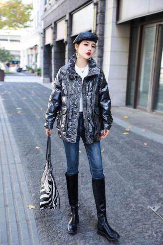 2038款羽绒服，女装羽绒服，依柏璐