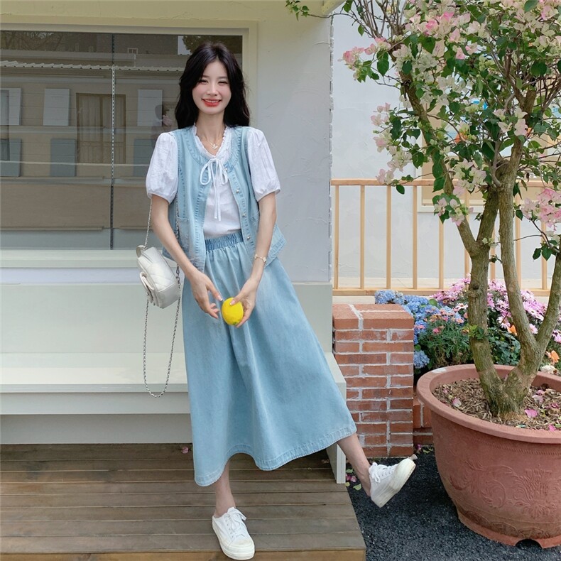 韩系休闲浅蓝色牛仔套装裙2025夏季新款简约马甲T恤半身裙三件套,女装套装/套裙,乐吉娜