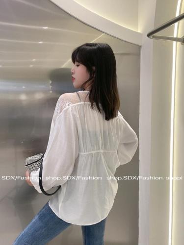 【现货】秋季新款拼蕾丝肩小衫,女装其它,色调轩