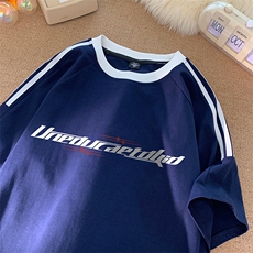 藏青色