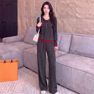设计感休闲运动套装女春秋时尚新款连帽长袖卫衣阔腿长裤两件套潮图片 设计感休闲运动套装女春秋时尚新款连帽长袖卫衣阔腿长裤两件套潮图片
