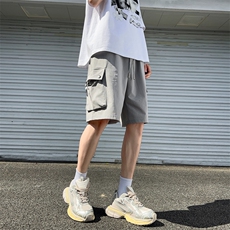 灰色