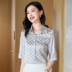 绿色