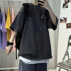 深灰色