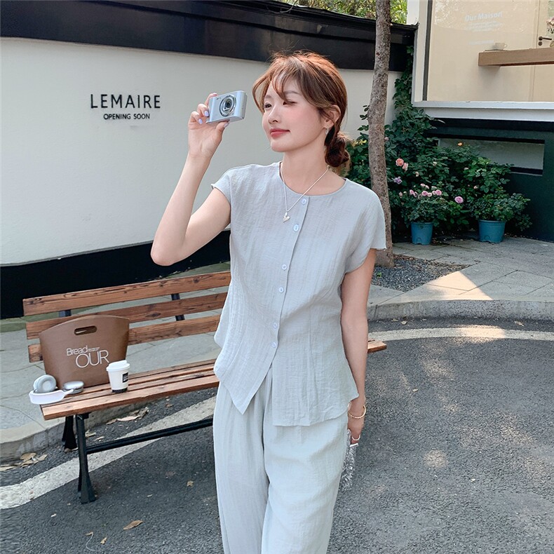 休闲风薄款时尚套装衬衫短裤简约夏装韩版轻熟通勤风短袖小香风,女装套装/套裙,2C205