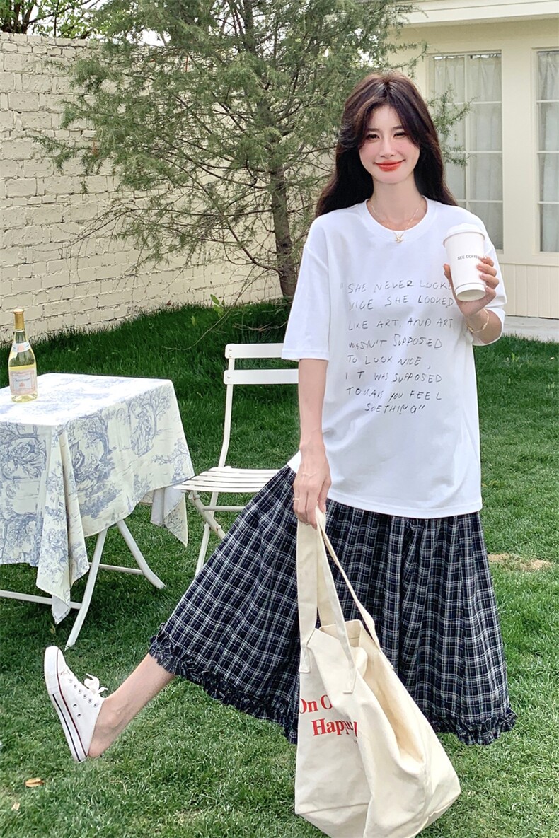 韩系搭配一整套女夏季2025新款字母印花短袖T恤格子半身裙两件套,女装套装/套裙,2C166