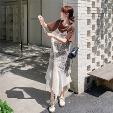 独特漂亮巨好看的连衣裙女夏季2025新款打底T恤裙吊带罩衫两件套，女装连衣裙，维壹