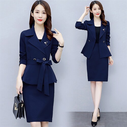 红色连衣裙女两件套2025年新款名媛气质高端西装领两件套装一步裙，女装套装/套裙，三木叶子