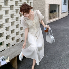 2025年夏季新款气质显瘦吊带连衣裙两件套套裙女镂空上衣女，女装套装/套裙，1D102-1