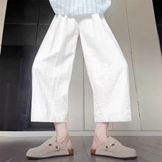 米白色