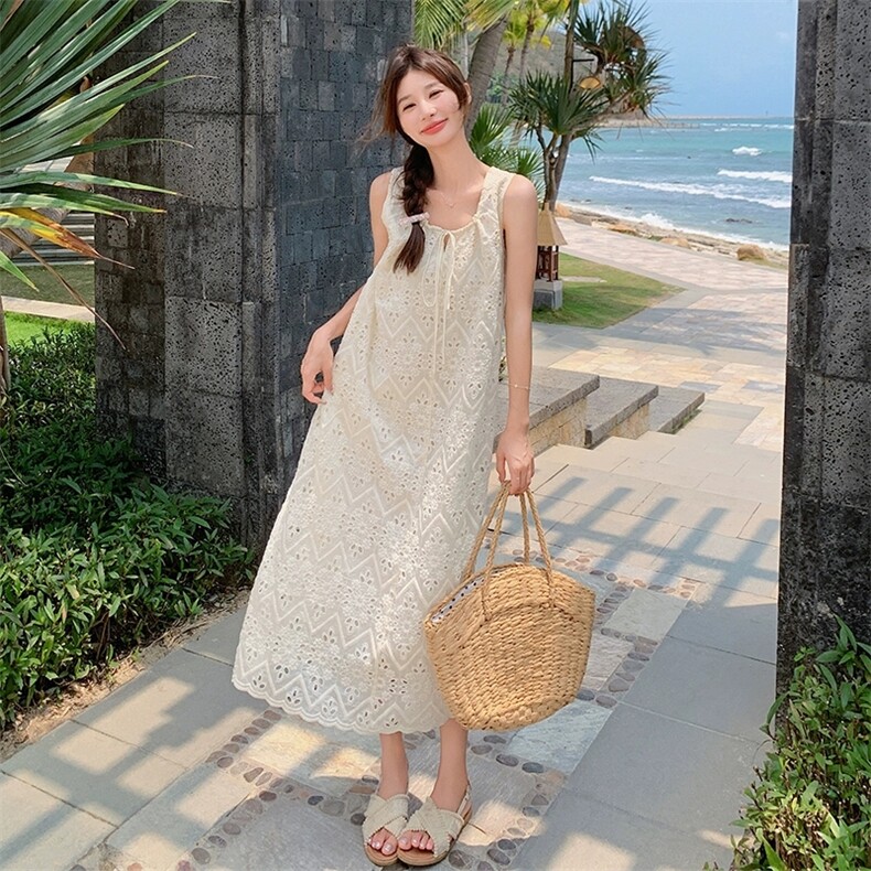 小个子巨好看度假风长裙白色无袖刺绣镂空吊带连衣裙女夏，女装连衣裙，浙宝B116
