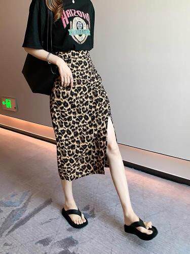2021年秋季新品欧货开叉豹纹Ａ字半身裙，女装半身裙，L·H·X