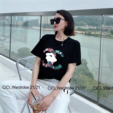 2021夏新款彩色双C印花休闲百搭纯色短袖T恤上衣，女装T恤，潮品会