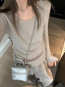 早秋新款针织衫圆领超显瘦套头打底上衣外穿图片