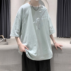 浅蓝色
